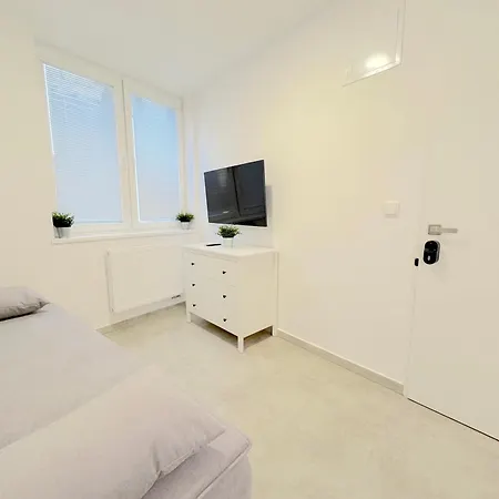 Apartamento Krásny - 4 V Blízkosti Centra